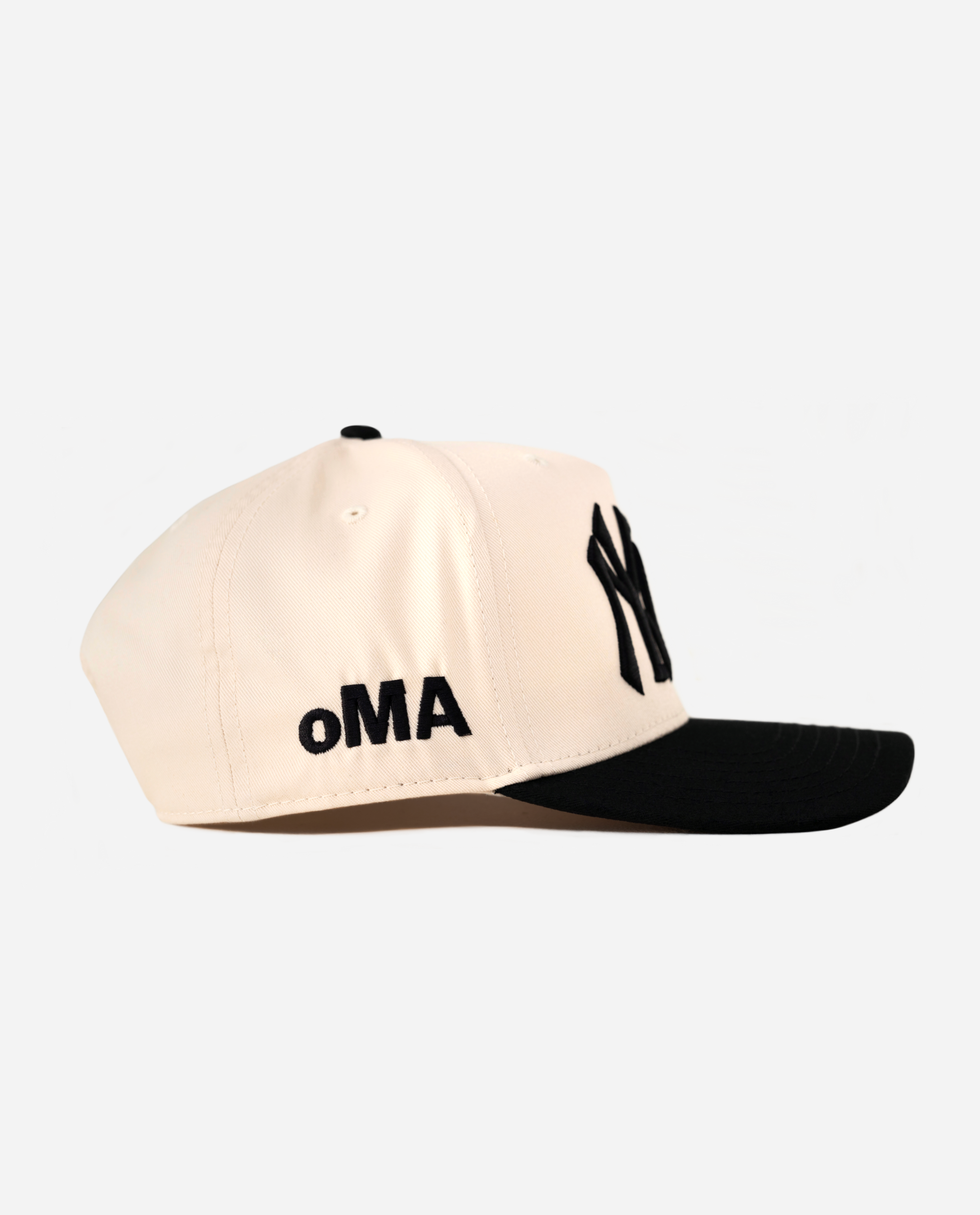 NY NY HAT (CREAM/BLACK)