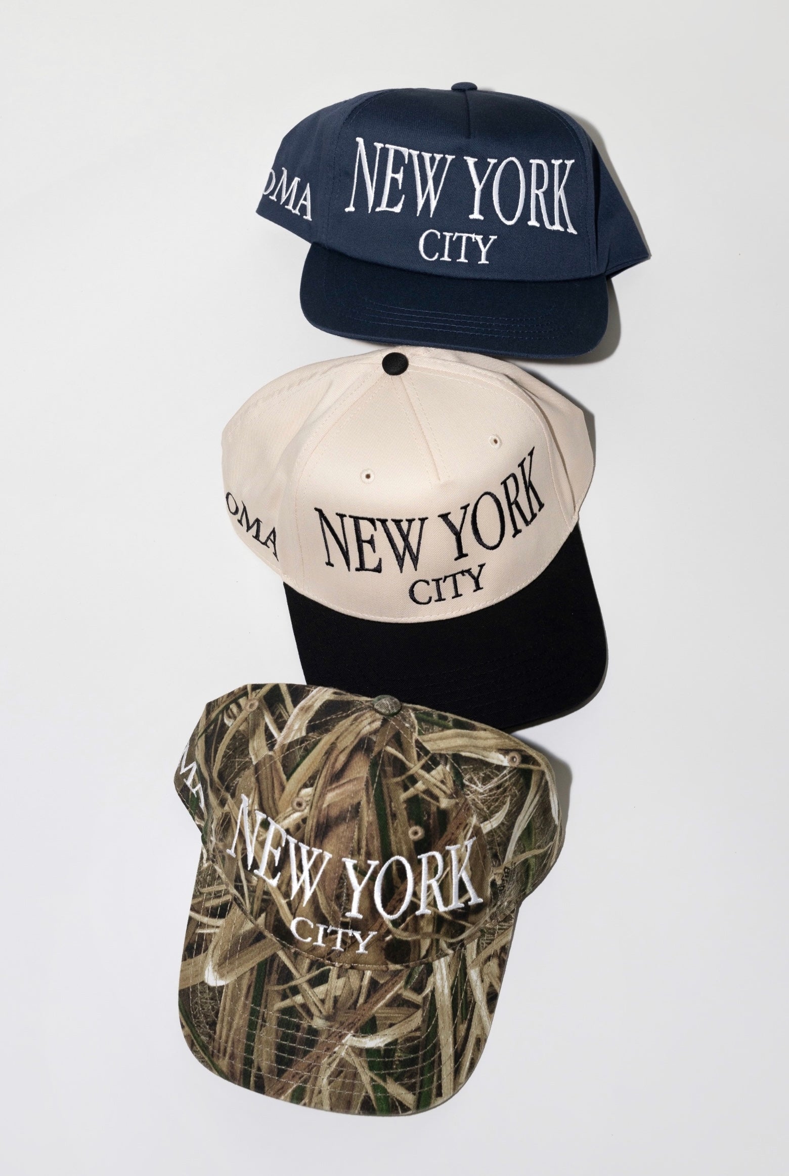 NEW YORK CITY SOUVENIR HAT (CREAM/BLACK)