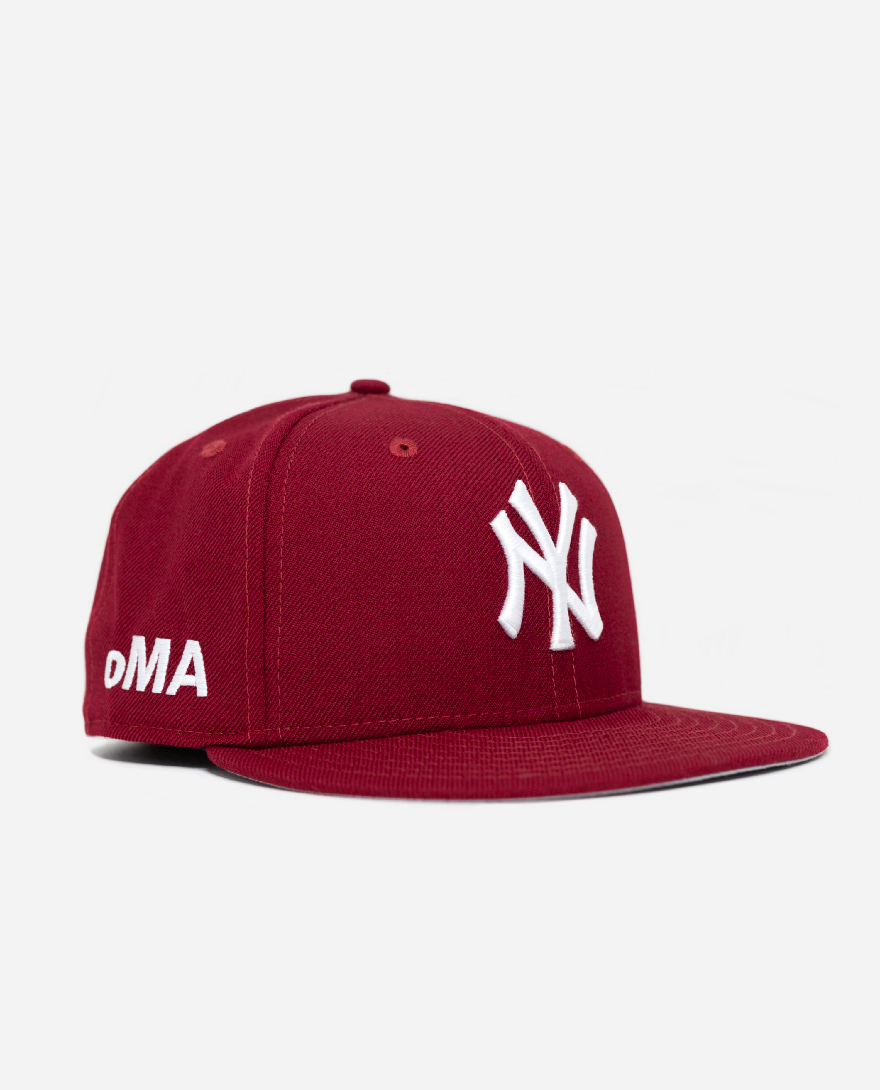 NEW YORK IDWB FITTED HAT (WINE)