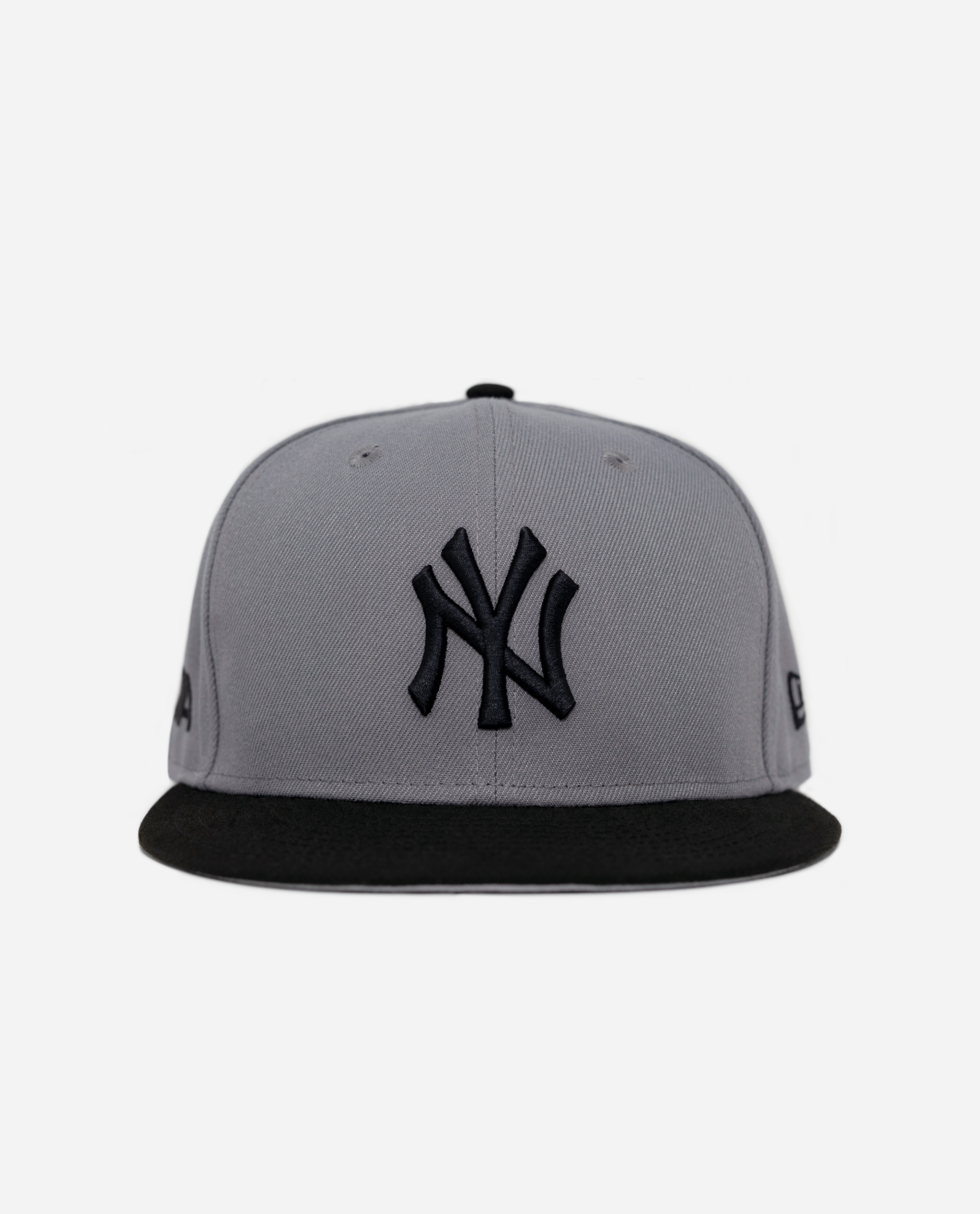 oMA NEW YORK FITTED HAT (CHARCOAL)