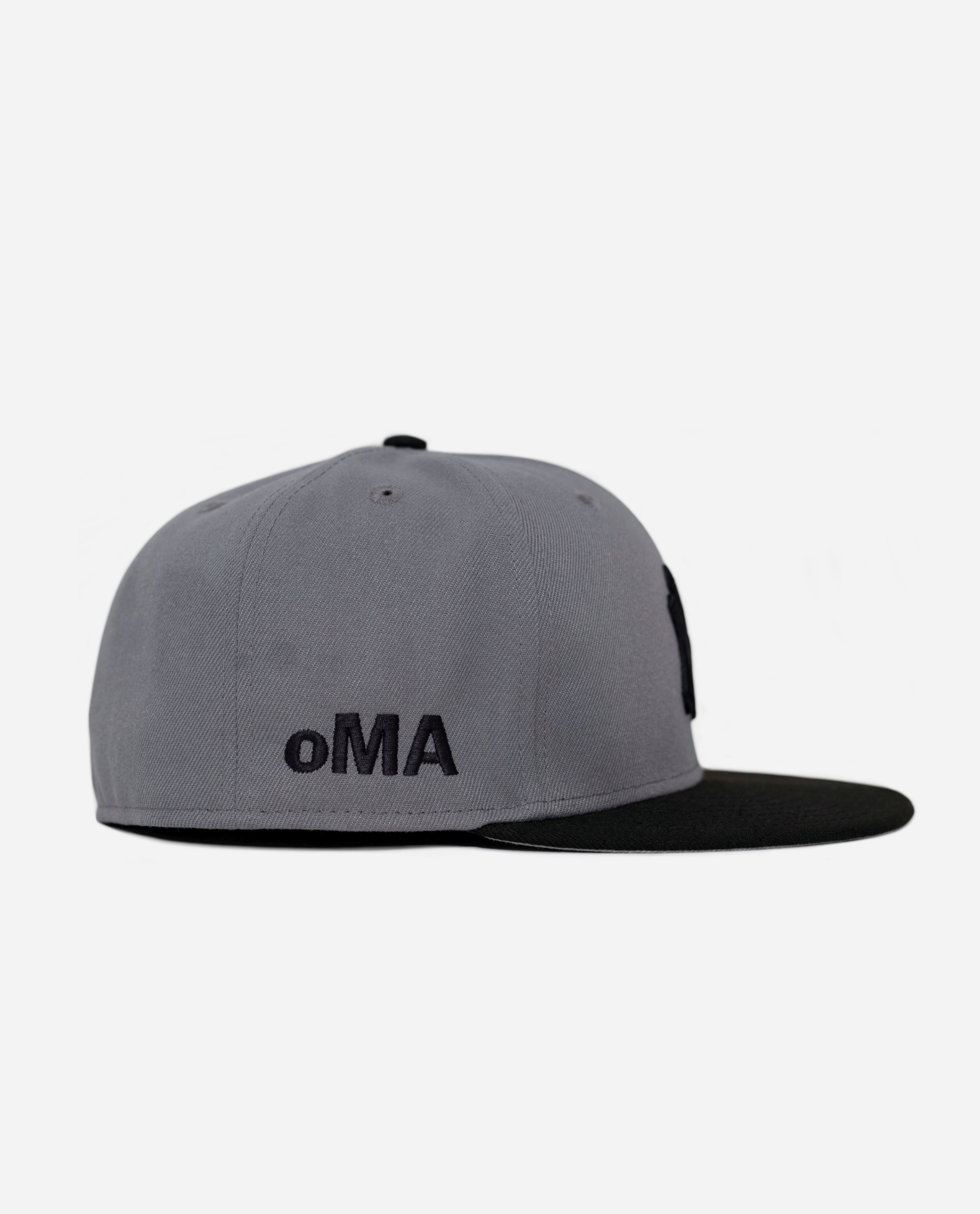 oMA NEW YORK FITTED HAT (CHARCOAL)